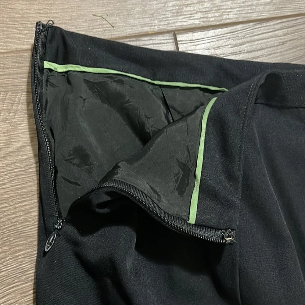 J. Crew Women's black skirt, Size 4 - Picture 5 of 7